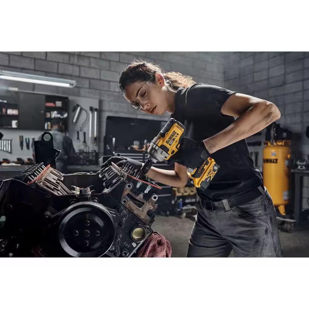 20V MAX XR Lithium-Ion Cordless 1/2 In. Impact Wrench with (2) 20V MAX POWERSTACK Compact Lithium-Ion Batteries