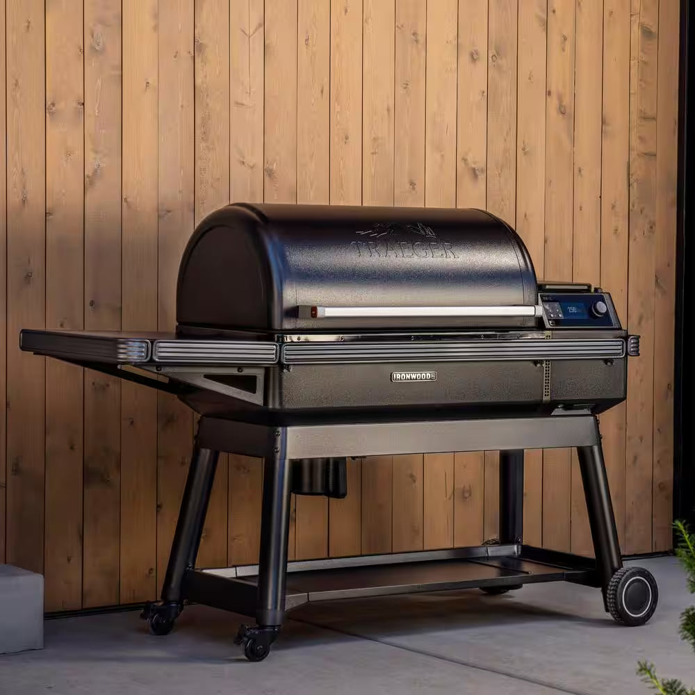 Ironwood XL Wi-Fi Pellet Grill and Smoker in Black with Cover