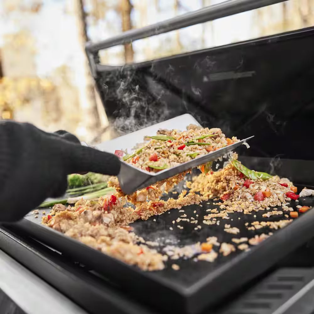 Slate Griddle 3-Burner Propane Gas 30 In. Flat Top Grill in Black with Thermometer